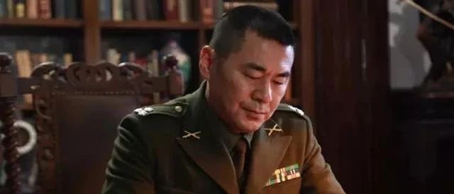 八字命理上具备什么条件才能官运亨通